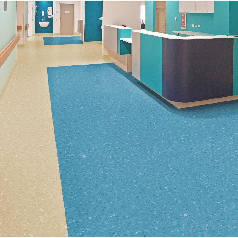 PVC同质透心地板